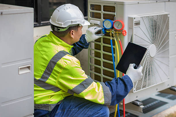 Professional Air Conditioning Repair technician working in Spiceland, IN